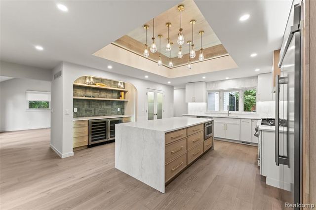 4154 Nearbrook Road, Bloomfield Hills, MI 48302