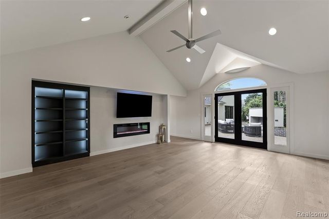 4154 Nearbrook Road, Bloomfield Hills, MI 48302