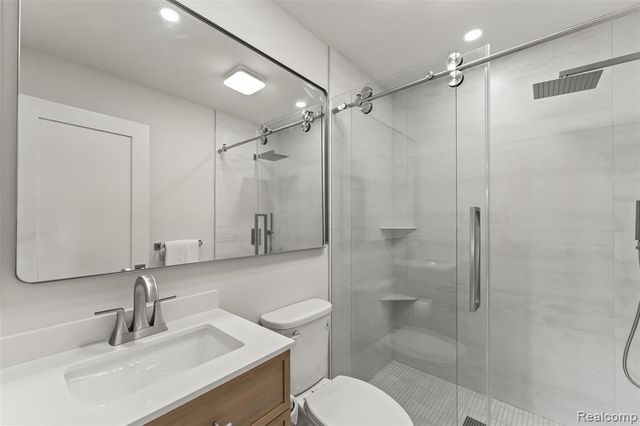 4154 Nearbrook Road, Bloomfield Hills, MI 48302