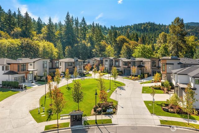 21013 SE 80th Street, Issaquah, WA 98027