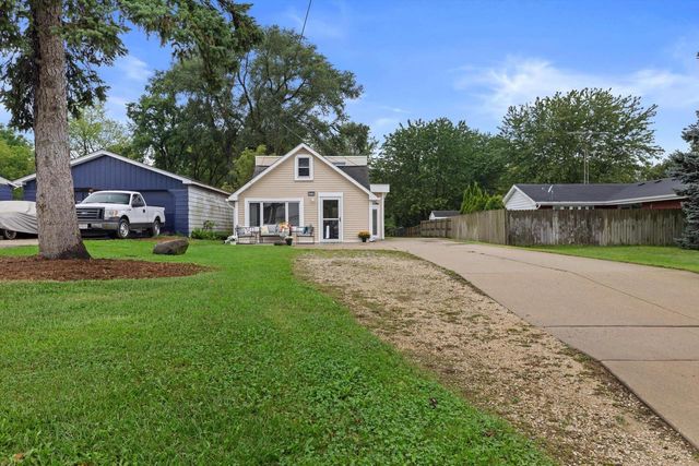 4518 47th AVENUE, Kenosha, WI 53144