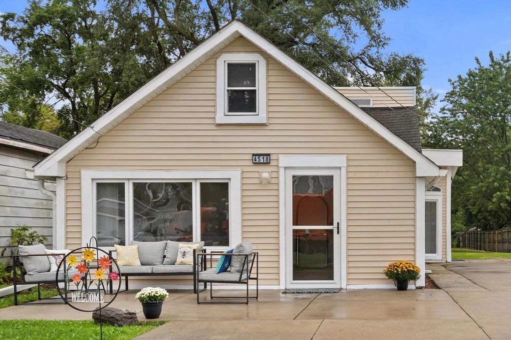 4518 47th AVENUE, Kenosha, WI 53144
