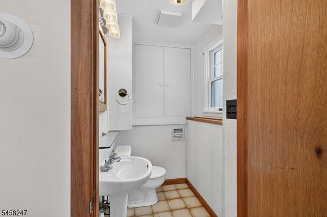 167 N Finley Ave, Bernards Twp., NJ 07920