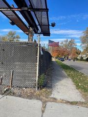 22512 W Warren Avenue, Redford, MI 48239