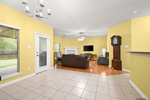 26229 Avoyelles Ave, Denham Springs, LA 70726