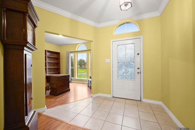 26229 Avoyelles Ave, Denham Springs, LA 70726