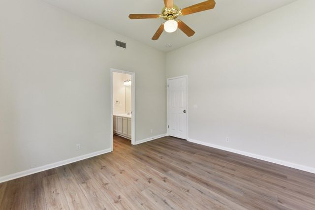 906 Jasmine TRL, Georgetown, TX 78626