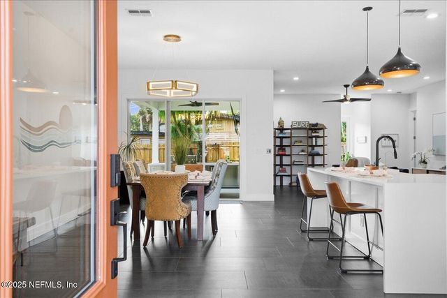 804 17TH Avenue N, Jacksonville Beach, FL 32250