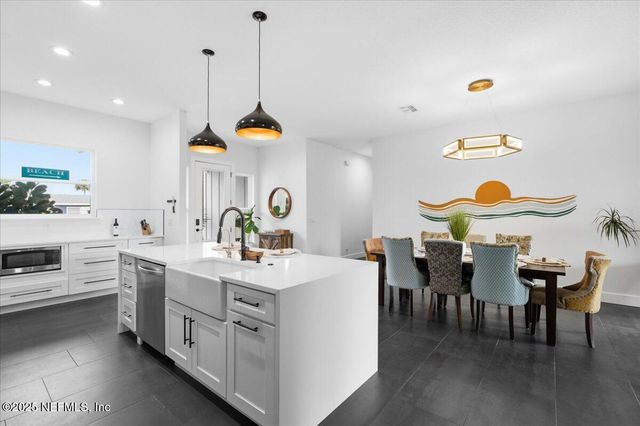 804 17TH Avenue N, Jacksonville Beach, FL 32250