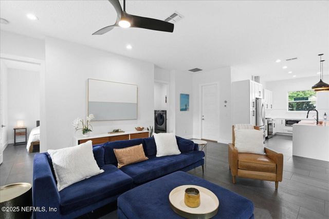 804 17TH Avenue N, Jacksonville Beach, FL 32250