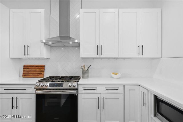 804 17TH Avenue N, Jacksonville Beach, FL 32250