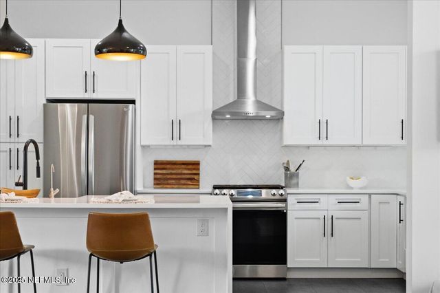 804 17TH Avenue N, Jacksonville Beach, FL 32250