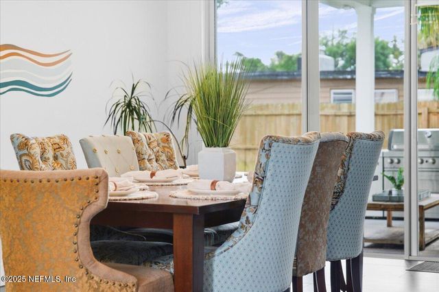 804 17TH Avenue N, Jacksonville Beach, FL 32250