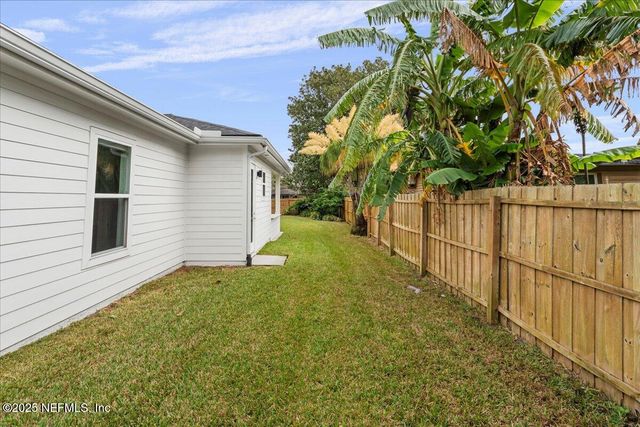 804 17TH Avenue N, Jacksonville Beach, FL 32250