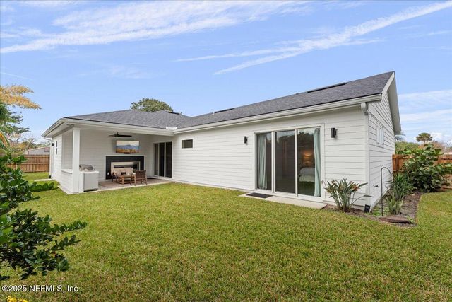 804 17TH Avenue N, Jacksonville Beach, FL 32250