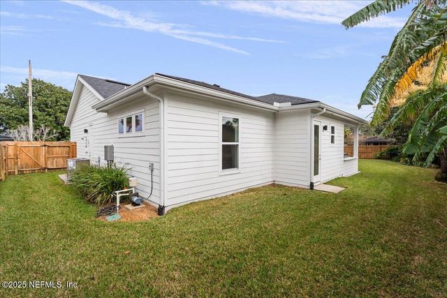 804 17TH Avenue N, Jacksonville Beach, FL 32250