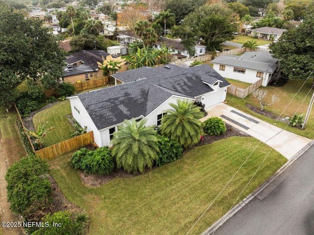 804 17TH Avenue N, Jacksonville Beach, FL 32250