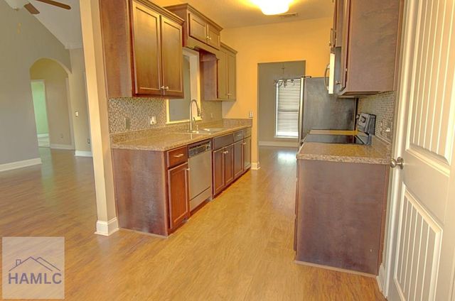 1206 Peacock Trail, Hinesville, GA 31313