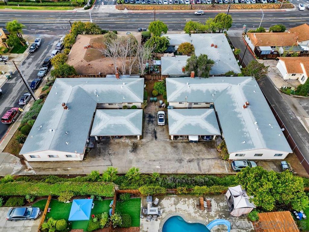 Image 12 of property listing at 120 Trellis Lane, Escondido, CA 92056