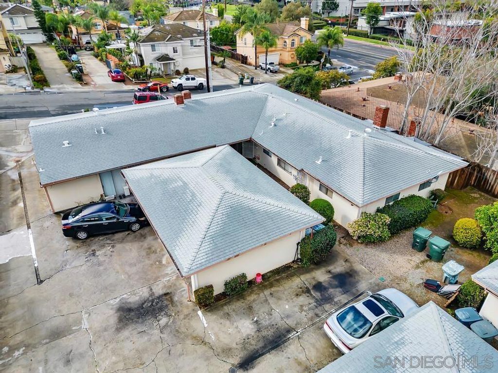 Image 14 of property listing at 120 Trellis Lane, Escondido, CA 92056