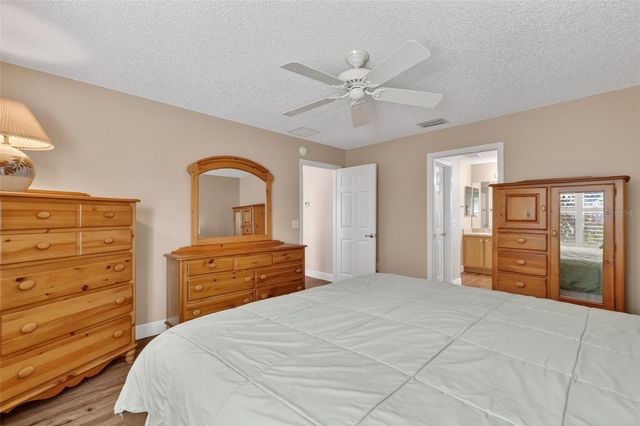 1716 LAKEWOOD DRIVE, The Villages, FL 32162