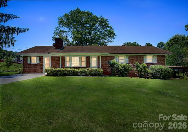 12 Webster Street, Weaverville, NC 28787