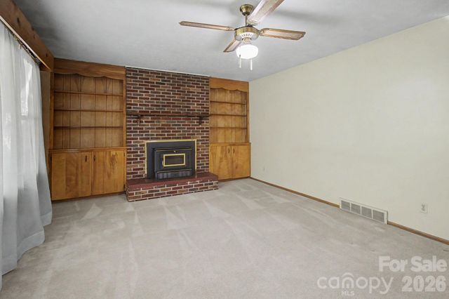 12 Webster Street, Weaverville, NC 28787