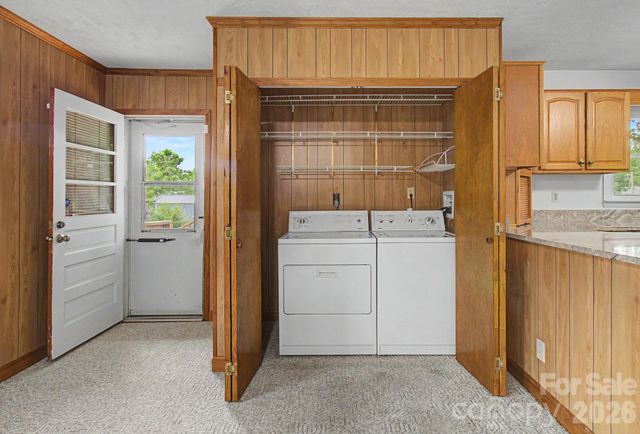 12 Webster Street, Weaverville, NC 28787