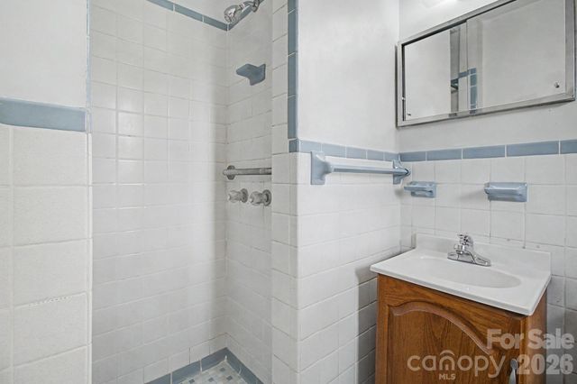 12 Webster Street, Weaverville, NC 28787