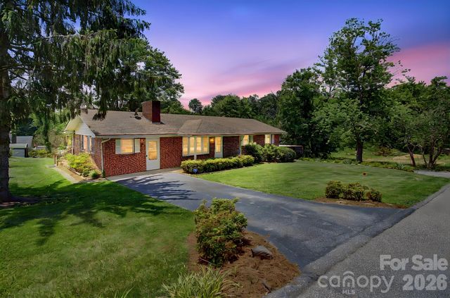 12 Webster Street, Weaverville, NC 28787