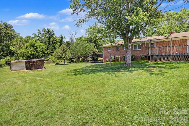 12 Webster Street, Weaverville, NC 28787