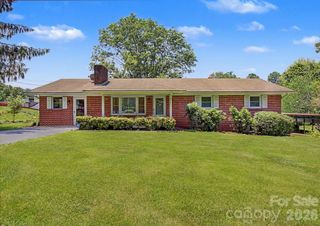 12 Webster Street, Weaverville, NC 28787