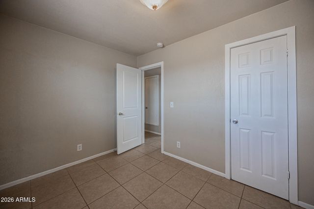 2062 E NANCY Lane, Phoenix, AZ 85042