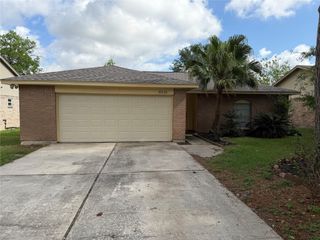 10126 Fernstone Lane, Houston, TX 77070