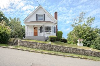 99 Jones St, Fall River, MA 02720