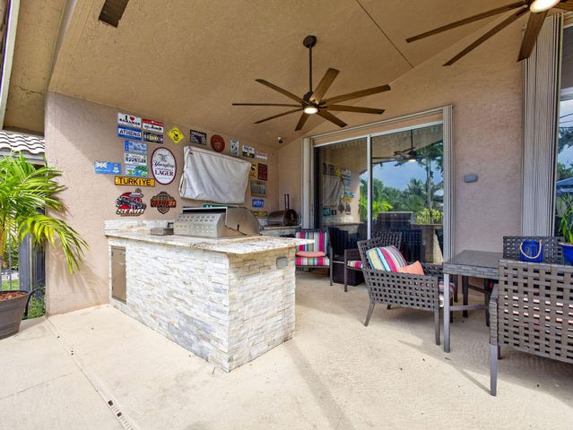 832 WATERVIEW Drive, Weston, FL 33326