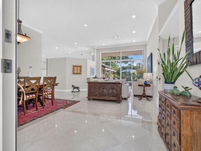 832 WATERVIEW Drive, Weston, FL 33326