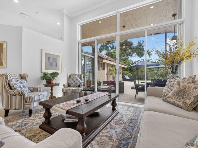 832 WATERVIEW Drive, Weston, FL 33326
