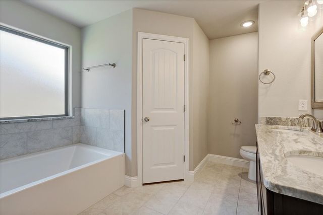 2032 Wyldewood Way, Sherman, TX 75092