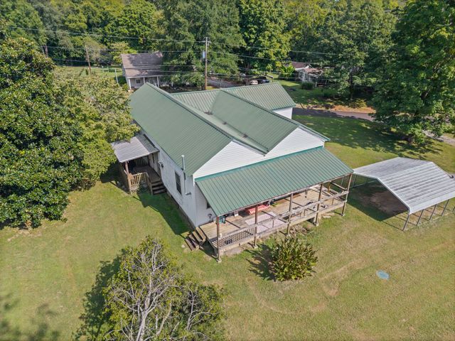 2540 Spring St, Pleasant View, TN 37146