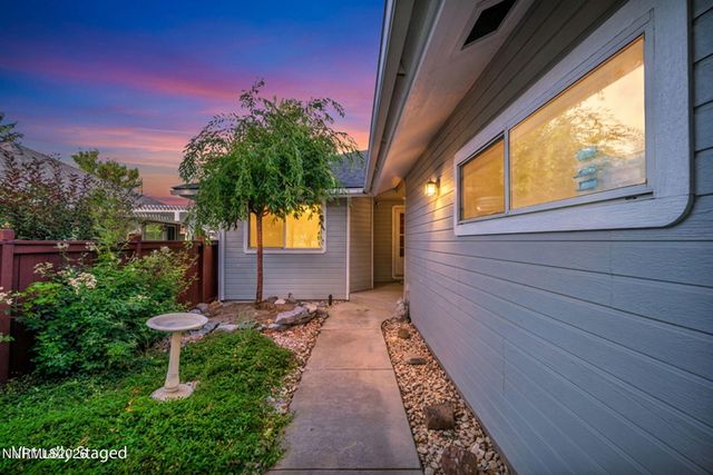 1784 Mahogany Circle, Minden, NV 89423
