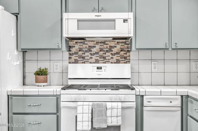 1784 Mahogany Circle, Minden, NV 89423