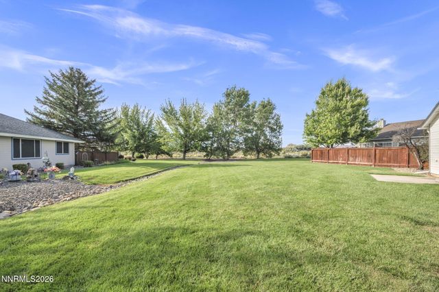 1784 Mahogany Circle, Minden, NV 89423