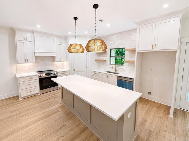 25 Libra Lane, Ward, AR 72176