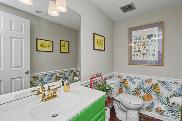 8333 Knights Bridge Road, Charlotte, NC 28210