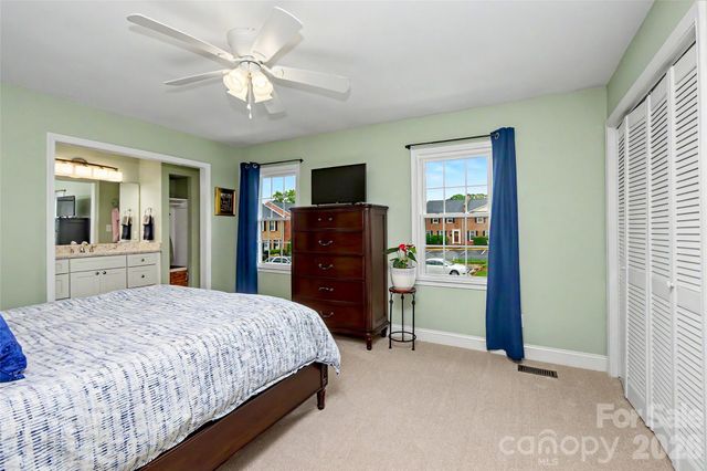 8333 Knights Bridge Road, Charlotte, NC 28210