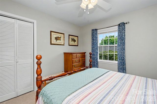 8333 Knights Bridge Road, Charlotte, NC 28210