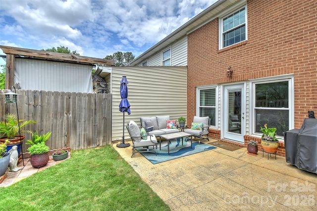 8333 Knights Bridge Road, Charlotte, NC 28210