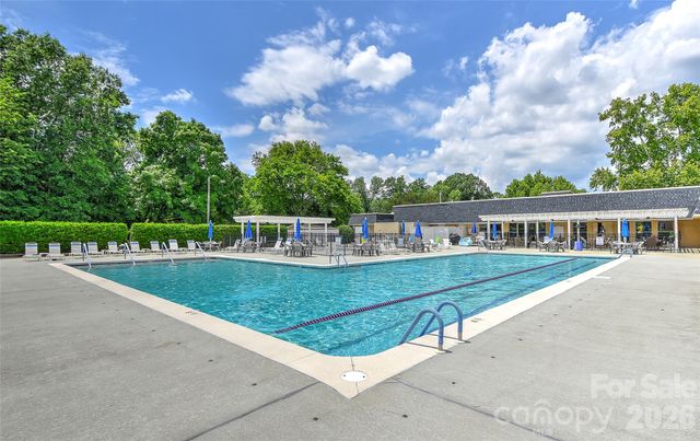 8333 Knights Bridge Road, Charlotte, NC 28210