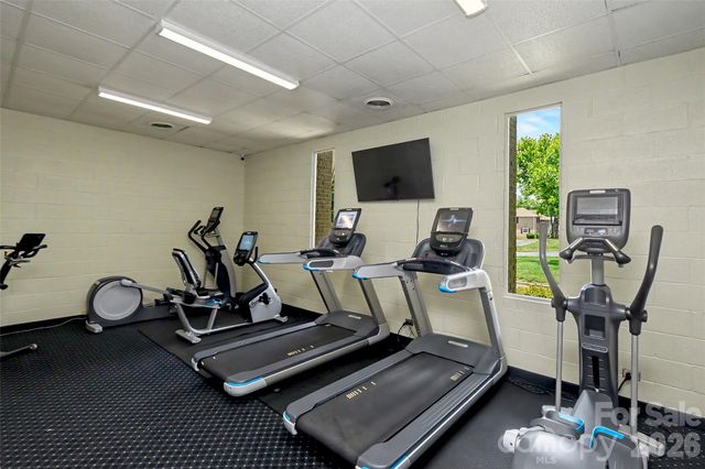 8333 Knights Bridge Road, Charlotte, NC 28210